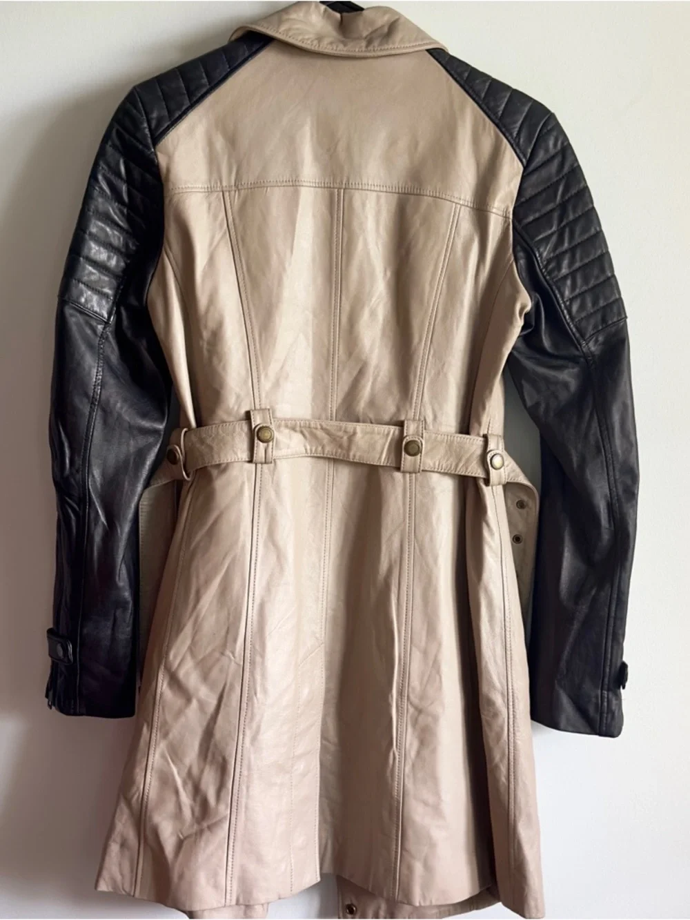 Burberry Women's Beige & Black Belted Quilted Trench Coat Pockets Size 38 - Picture 3 of 9
